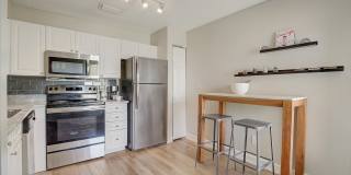 Addison Place Apartments Gallery 5