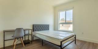 1450 S Barrington Ave Gallery 11