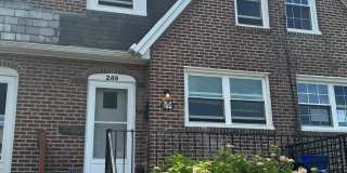 249 N LINDEN Avenue Gallery 1