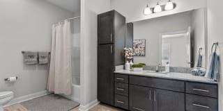 Bradbury Place at Lynndale Gallery 11