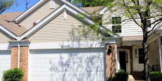2 Bedroom Lakemoor Townhome! Gallery 1