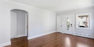 526 Carroll Avenue Gallery 6