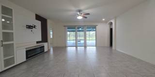 Spacious Pond-View Home with 4 Bedrooms, Office, Flex Space & Oversized Screened Lanai in Channing Park! Spacious Pond-View Home with 4 Bedrooms, Office, Flex Space & Oversized Screened Lanai in Channing Park! Gallery 20