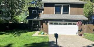 Lovely, fully furnished 3Bd 2.5 Ba home, pet friendly!! Call me today to inquire. Gallery 3