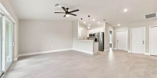 736-738 Gilbert Avenue S Gallery 38
