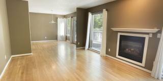 West Linn Single Family 3 Bd/2.5 Bth w/ Basement/Bonus Room. Gallery 8