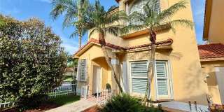 8769 SW 215th Ter Gallery 1