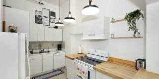 146 Chambers St Gallery 13