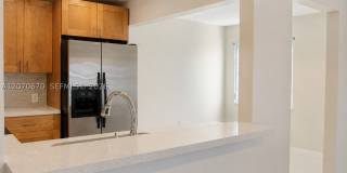 454 NE 210th Circle Ter Gallery 6