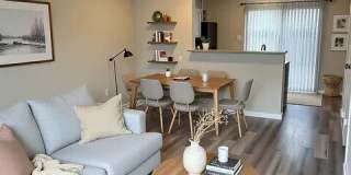 Ashland Towne Square Gallery 10