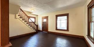 Large 2 bedroom house $750 Gallery 1