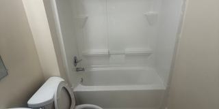 Remodeled West Side 3 Bedroom House Gallery 11