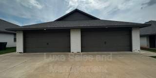 11416 N. Lincoln Blvd Gallery 1