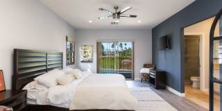 546 N Indian Canyon Dr Gallery 23