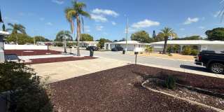 Beautiful 2 bedroom home with fenced in backyard Gallery 28