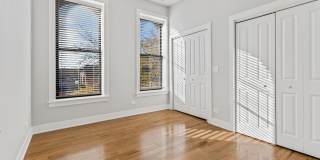 354 West Dickens Ave. Apt. Gallery 13