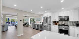 637 Beacon Boulevard Gallery 12