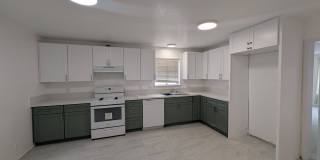 B- 6-Unit  9532-9536 1/2 Cedar Street. Gallery 5