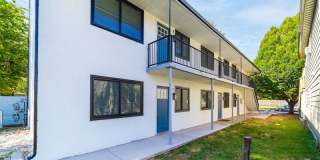 1075 Oak Street Gallery 15