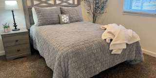 2 bedroom/1 bath furnished or Unfurnished Gallery 13