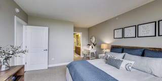 One Arlington Gallery 14