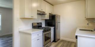 303 Farmers Lane - Fully Renovated! Gallery 1