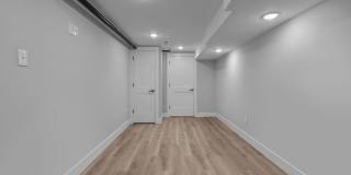 2950 KENSINGTON Avenue Gallery 8