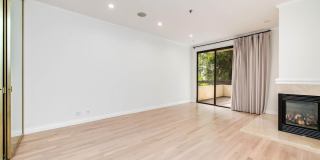 2132 Century Park Ln Gallery 11