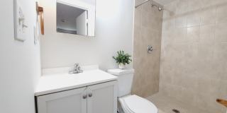 702 W EDMONSTON Drive Gallery 20