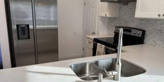 Well Maintained 3 Bedroom, 2 Bath Home Gallery 7