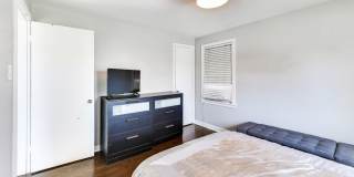 4138 N OLCOTT Avenue Gallery 15