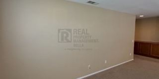 Ideal Layout! 4 Bedroom Home with Main Floor Bed/Bath & Open Loft Gallery 31