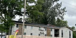 1711 Pendleton St Gallery 1