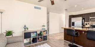 Oro Valley- 3 bedroom/ 3 bathroom home AVAILABLE MID AUGUST! Gallery 10
