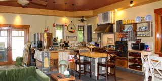 100 Peterson Court Gallery 6