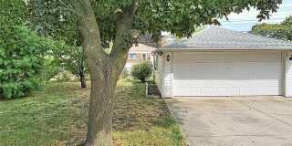 8842 Merriman Road Gallery 25