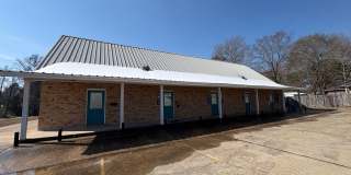 7600 Pines Rd Gallery 3