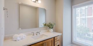1385 Washington Boulevard Gallery 17