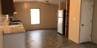 Great 2 bedroom 1 bathroom home in North Pointe! Gallery 5