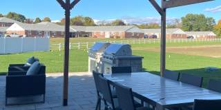 Huntington Exchange Dover Gallery 37