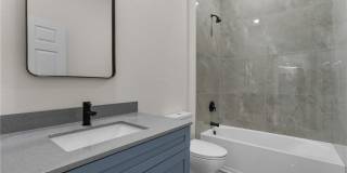 1134 Cumming Street E Gallery 16