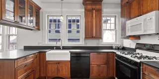 3 Bed 2.5 Bath - Takoma Park Craftsman - Spacious Rear Deck Gallery 13