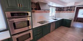 AVAILABLE JANUARY 2027 - BEAUTIFUL AND UNIQUE 4 BR HOME ACROSS CAMPUS Gallery 13