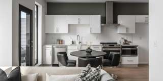 Stunning one bedroom unit in The Wedgewood section of town. Gallery 12