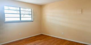 1514 29th Place Gallery 6