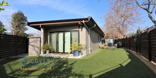 Centrally Located Mid-Century Contemporary Home Centrally Located Mid-Century Contemporary Home Gallery 27
