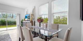 Beautifull Furnished Townhome - Nokomis - 2 Bedroom 2.5 bath plus office -1 Car Garage Gallery 15