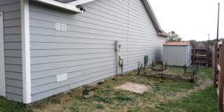 3 bd/ 2 ba located MINUTES from Fort Bragg! Quiet Neighborhood! 3 bd/ 2 ba located MINUTES from Fort Bragg! Quiet Neighborhood! Gallery 22