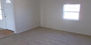 MOVE IN SPECIAL: $200 off of the first full month's rent! Very nice Home located in the Carrasland Area! Gallery 28