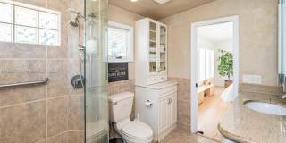 2118 NE 15th St Gallery 23